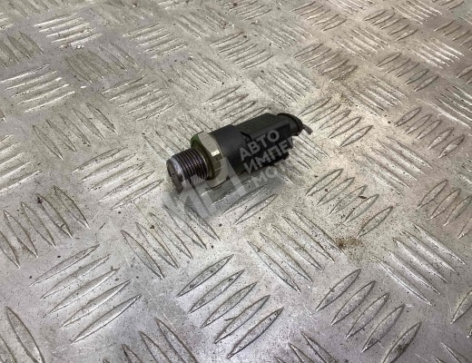 Датчик давления топлива Volkswagen Phaeton (3D) 2002-2016  Volkswagen Phaeton Phaeton (3D) 2002-2016