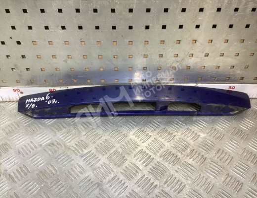 Накладка подсветки номера Mazda 6 I (GG) 2005-2007 рестайлинг  Mazda 6 6 I (GG) 2005-2007 рестайлинг