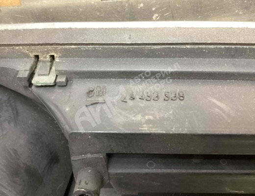 Решетка радиатора Opel Zafira A 2003-2005 рестайлинг  Opel Zafira Zafira A 2003-2005 рестайлинг