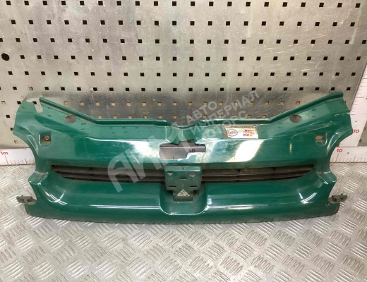 Решетка радиатора Peugeot Partner I 1996-2008  Peugeot Partner Partner I 1996-2008