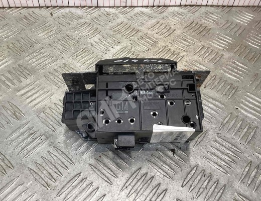 Замок багажника Opel Vectra C 2002-2005  Opel Vectra Vectra C 2002-2005