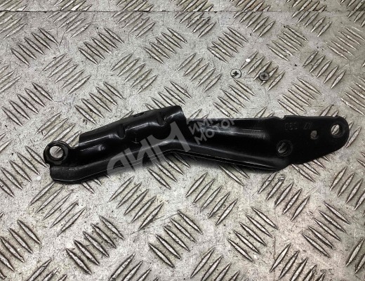 Крепление ТНВД Volvo V50 (MW) 2007-2012 рестайлинг  Volvo V50 V50 (MW) 2007-2012 рестайлинг