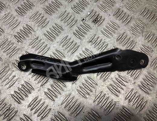 Крепление ТНВД  Volvo V50 (MW) 2007-2012 рестайлинг