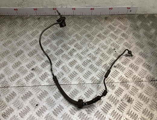 Трубка сцепления Volkswagen Passat B5+ (3B) 2000-2005 рестайлинг  Volkswagen Passat Passat B5+ (3B) 2000-2005 рестайлинг