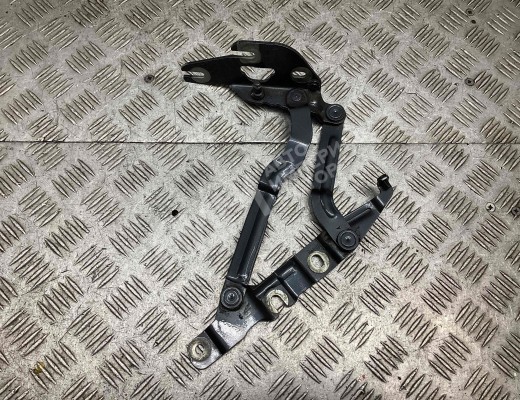 Петля крышки багажника  Audi A6 C5 (4B) 2001-2004 рестайлинг