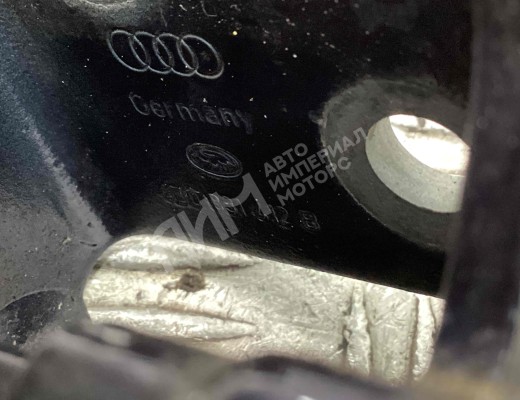 Петля двери передней правой Audi A8 D2 (4D) 1994-2002  Audi A8 A8 D2 (4D) 1994-2002