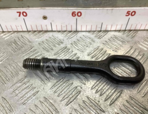 Крюк буксировочный Volkswagen Passat B6 (3C) 2005-2010  Volkswagen Passat Passat B6 (3C) 2005-2010