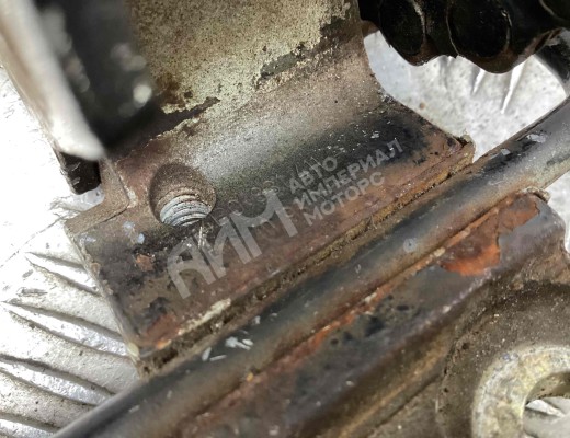 Петля двери передней левой Volkswagen Passat B5 (3B) 1996-2000  Volkswagen Passat Passat B5 (3B) 1996-2000