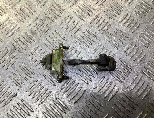 Ограничитель открывания двери задней Ford Focus I 2001-2005 рестайлинг  Ford Focus Focus I 2001-2005 рестайлинг