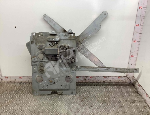 Стеклоподъемник передний правый Volvo FM II 2001-2013  Volvo FM FM II 2001-2013