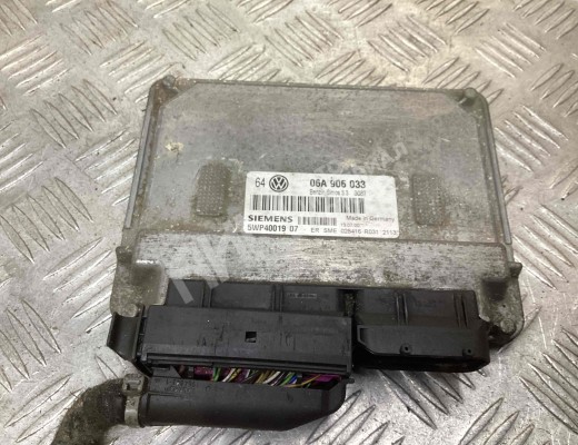 Блок управления двигателем Volkswagen Golf IV (1J) 1997-2004  Volkswagen Golf Golf IV (1J) 1997-2004