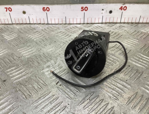 Переключатель света Volkswagen Golf IV (1J) 1997-2004  Volkswagen Golf Golf IV (1J) 1997-2004