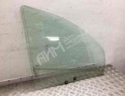 Стекло двери передней правой Dacia Sandero I (B90) 2008-2012  Dacia Sandero Sandero I (B90) 2008-2012