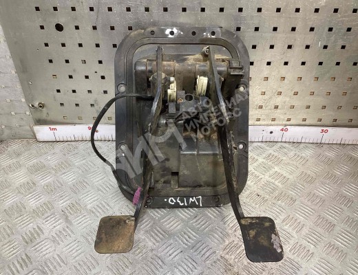 Узел педальный (блок педалей) Renault Kerax 1997-2013  Renault Kerax Kerax 1997-2013