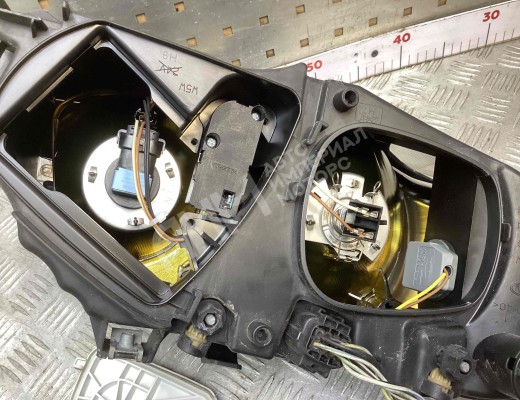 Фара левая Chrysler Voyager IV (RG) 2001-2008  Chrysler Voyager Voyager IV (RG) 2001-2008