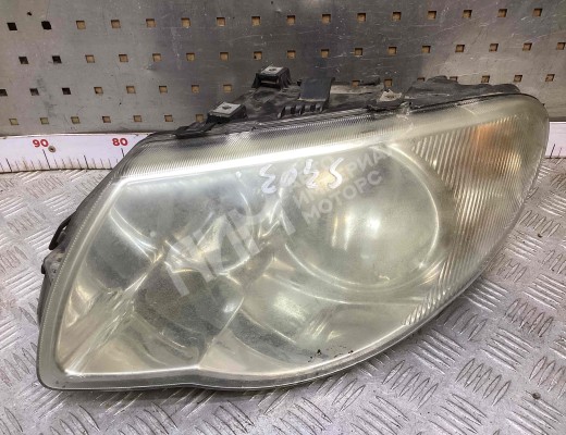 Фара левая Chrysler Voyager IV (RG) 2001-2008  Chrysler Voyager Voyager IV (RG) 2001-2008