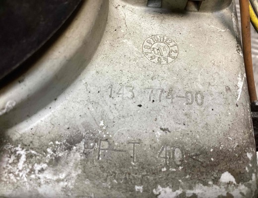 Фара правая Mercedes Vario (W670) 1996-2013  Mercedes Vario Vario (W670) 1996-2013