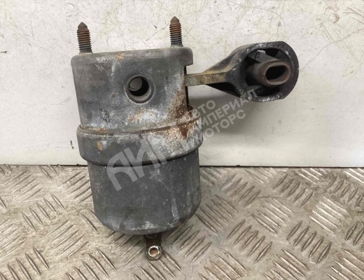 Подушка крепления двигателя Volkswagen Transporter T4 (7D) 1990-1997  Volkswagen Transporter Transporter T4 (7D) 1990-1997
