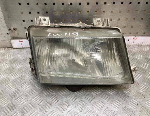 Фара правая Mercedes Vario (W670) 1996-2013  Mercedes Vario Vario (W670) 1996-2013