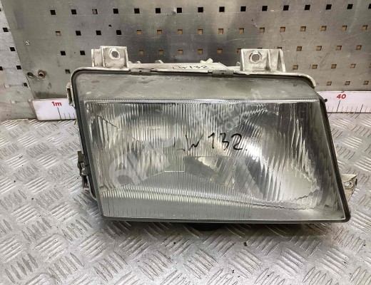 Фара правая Mercedes Vario (W670) 1996-2013  Mercedes Vario Vario (W670) 1996-2013
