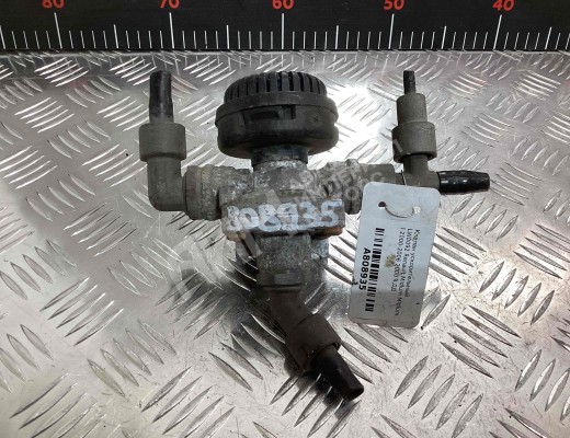 Клапан ускорительный Renault Midlum I 2000-2006  Renault Midlum Midlum I 2000-2006