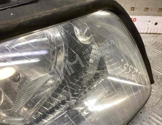 Фара правая Audi A4 B6 (8EC, 8E5) 2000-2004  Audi A4 A4 B6 (8EC, 8E5) 2000-2004