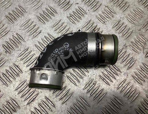 Патрубок интеркулера Volkswagen Golf V (1K) 2004-2009  Volkswagen Golf Golf V (1K) 2004-2009