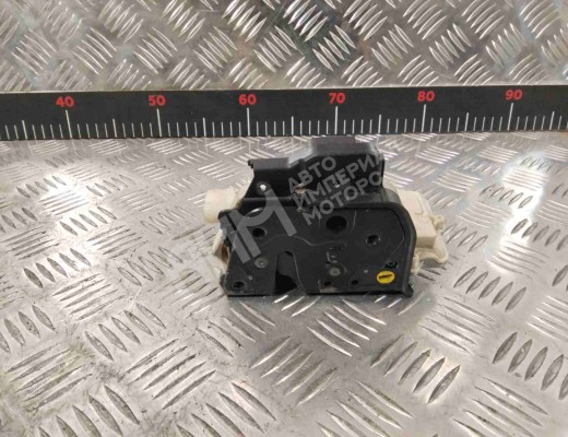 Замок двери передней левой Audi A3 II (8P) 2005-2008 рестайлинг  Audi A3 A3 II (8P) 2005-2008 рестайлинг