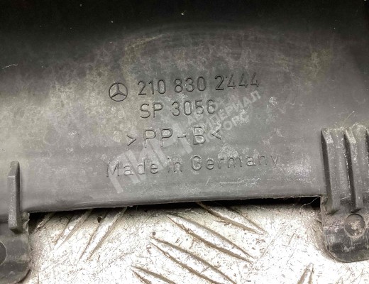 Дождевик Mercedes E (W210) 1999-2002 рестайлинг  Mercedes E E (W210) 1999-2002 рестайлинг