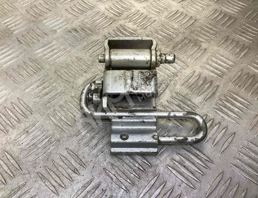 Петля двери задней правой Volkswagen Passat B5 (3B) 1996-2000  Volkswagen Passat Passat B5 (3B) 1996-2000