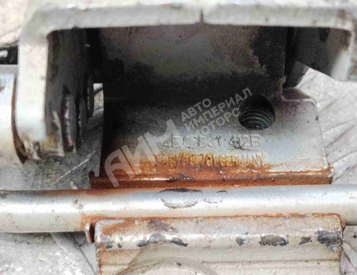 Петля двери передней правой Volkswagen Passat B5 (3B) 1996-2000  Volkswagen Passat Passat B5 (3B) 1996-2000