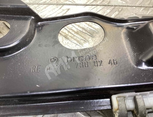 Стеклоподъемник задний правый Mercedes E (W211) 2002-2006  Mercedes E E (W211) 2002-2006