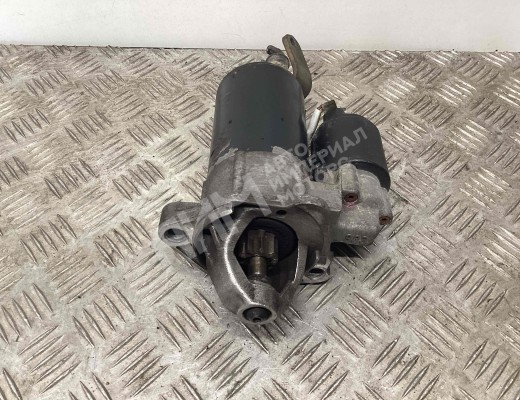 Стартер Volkswagen Passat B5+ (3B) 2000-2005 рестайлинг  Volkswagen Passat Passat B5+ (3B) 2000-2005 рестайлинг