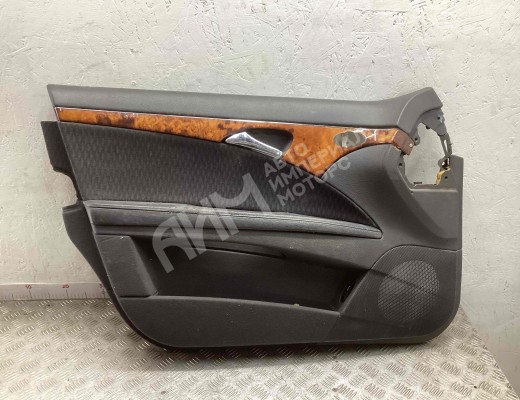 Обшивка двери передней левой (дверная карта) Mercedes E (W211) 2002-2006  Mercedes E E (W211) 2002-2006