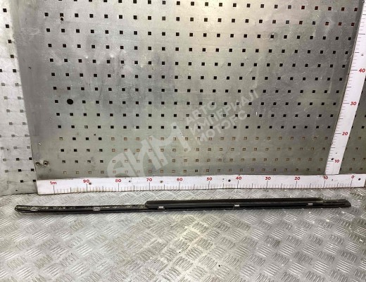Молдинг стекла двери наружный Mercedes E (W211) 2002-2006  Mercedes E E (W211) 2002-2006