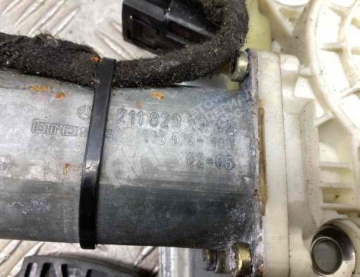 Стеклоподъемник передний левый Mercedes E (W211) 2002-2006  Mercedes E E (W211) 2002-2006