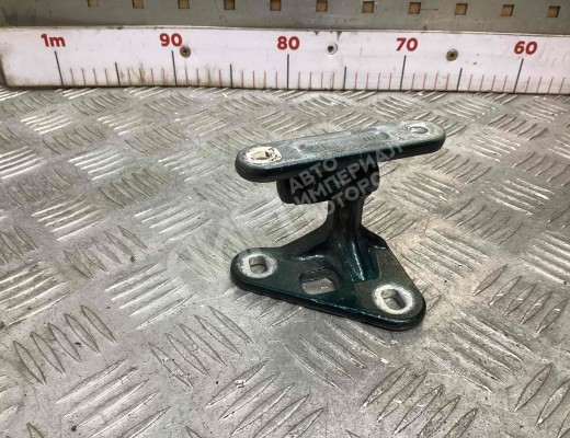 Петля двери передней левой Mercedes E (W211) 2002-2006  Mercedes E E (W211) 2002-2006