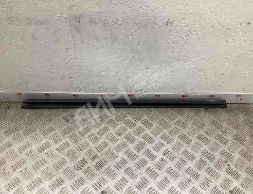 Молдинг стекла двери передней левой внутренний Mercedes E (W211) 2002-2006  Mercedes E E (W211) 2002-2006