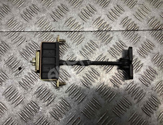 Ограничитель открывания двери передней Mercedes E (W211) 2002-2006  Mercedes E E (W211) 2002-2006