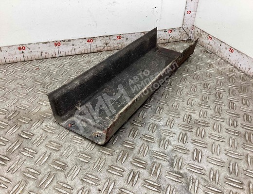 Кожух защитный проводки Iveco EuroTech 1992-2002  Iveco EuroTech EuroTech 1992-2002