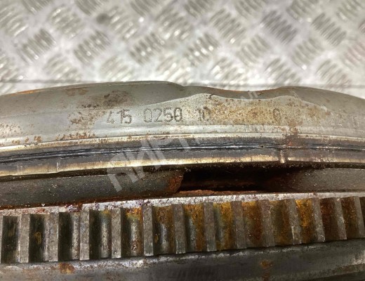 Маховик Volkswagen Passat B6 (3C) 2005-2010  Volkswagen Passat Passat B6 (3C) 2005-2010
