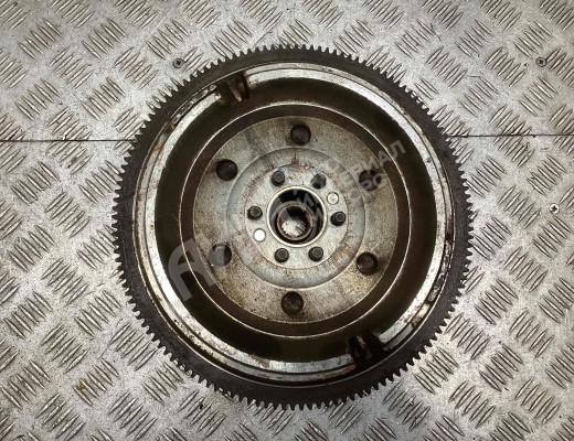 Маховик Audi A4 B5 (8D) 1999-2001 рестайлинг  Audi A4 A4 B5 (8D) 1999-2001 рестайлинг