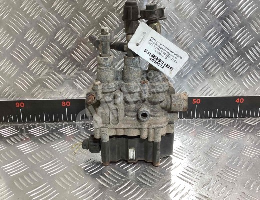 Кран уровня подвески Renault Magnum E-TECH II 1997-2000  Renault Magnum Magnum E-TECH II 1997-2000