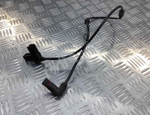 Датчик износа тормозных колодок передний Mercedes C (W203) 2004-2007 рестайлинг  Mercedes C C (W203) 2004-2007 рестайлинг