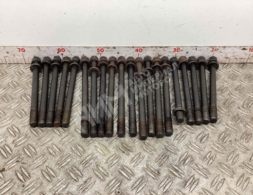 Болт двигателя Renault Magnum E-TECH II 1997-2000  Renault Magnum Magnum E-TECH II 1997-2000