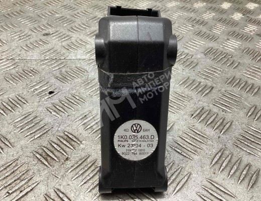 Усилитель музыкальный Volkswagen Golf V (1K) 2004-2009  Volkswagen Golf Golf V (1K) 2004-2009