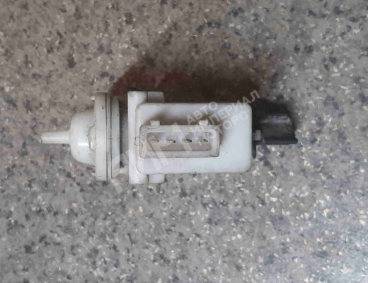 Активатор (привод) замка двери Volkswagen Passat B3 1988-1993  Volkswagen Passat Passat B3 1988-1993