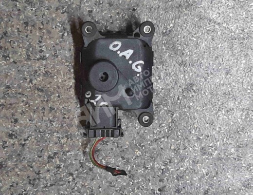 Моторчик заслонки печки Opel Astra G 1998-2004  Opel Astra Astra G 1998-2004
