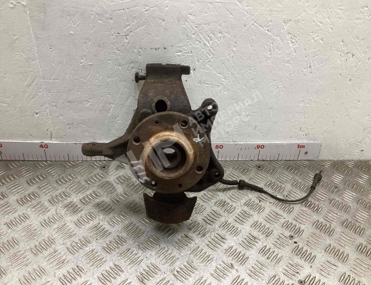 Ступица передняя правая Citroen C5 I 2001-2004  Citroen C5 C5 I 2001-2004