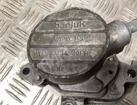 Насос вакуумный Audi A3 I (8L) 1996-2000  Audi A3 A3 I (8L) 1996-2000